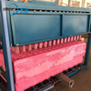 MACHINE À MOUSSE CONTINUE AUTOMATIQUE AVEC TROUS À RESSORT