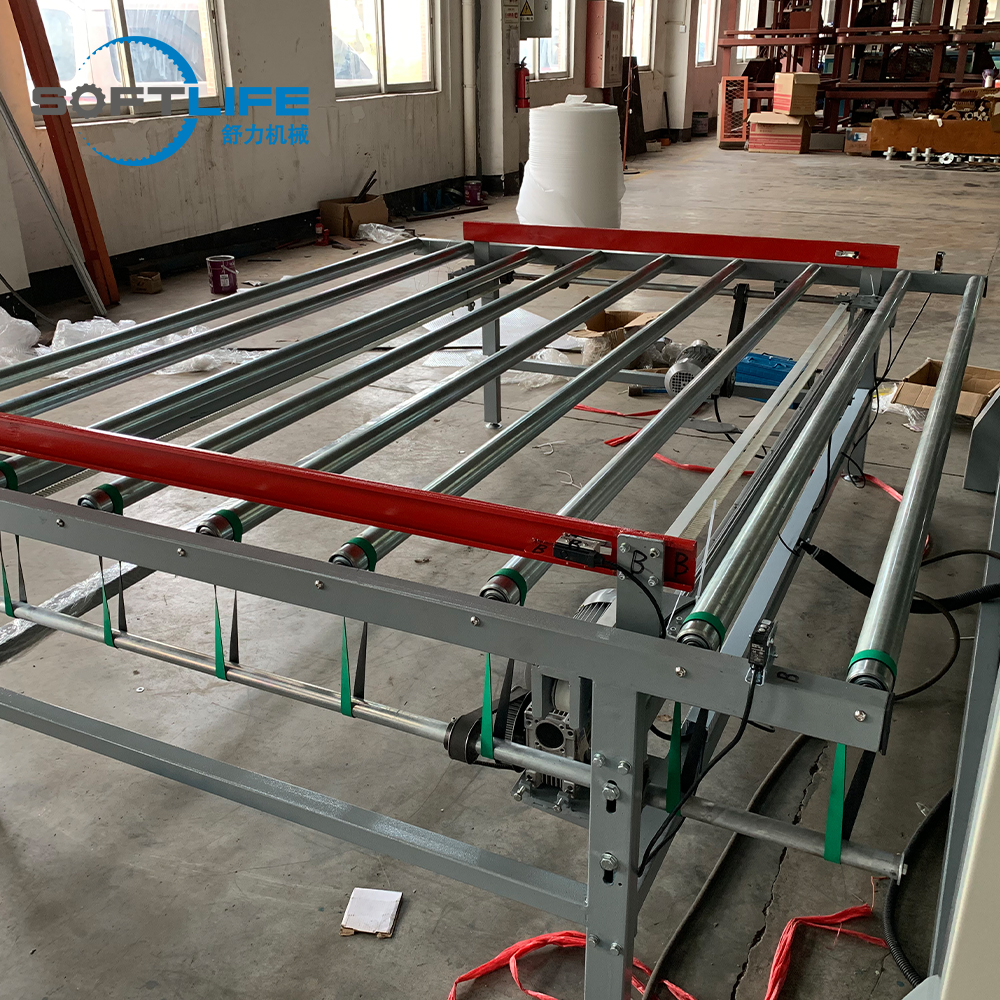 MACHINE À COUVRE-MATELAS